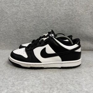 Nike Panda Dunks Youth Size 5.5 Black & White Low Top Dunks Sneakers CW1590-100